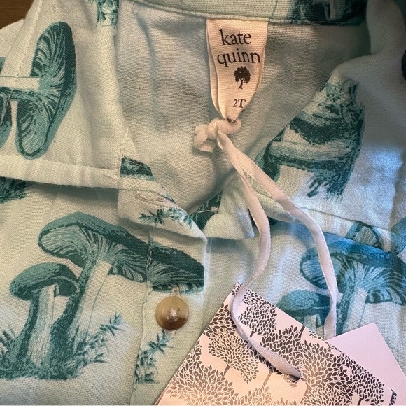 Kate Quinn Boys Casual Button Down Shirt Short Sleeve Mushroom Novelty Teal - Picture 2 of 3